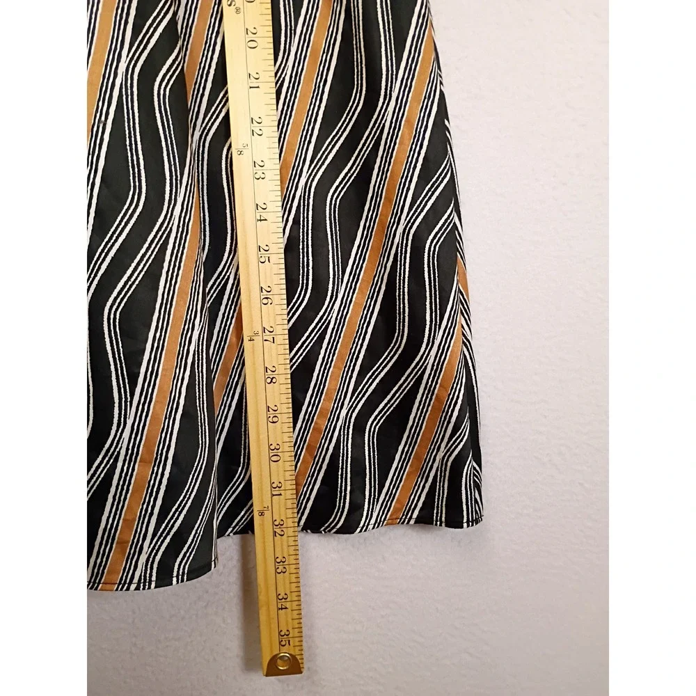 Mod Geometric Ann Taylor Factory Women 6 Black Wavy Stripe A-Line Midi Skirt